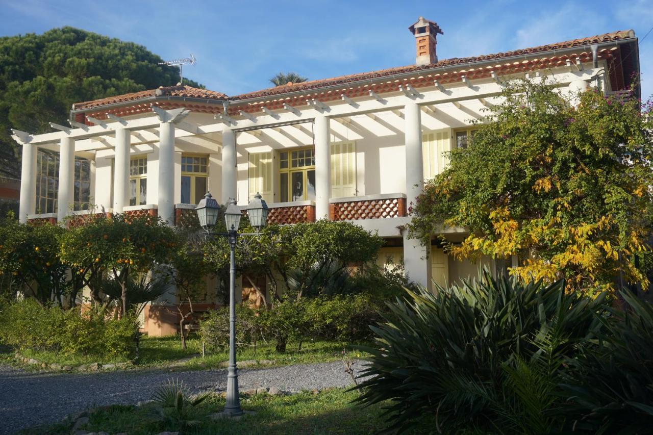 Villa La Provence Hyères Екстериор снимка